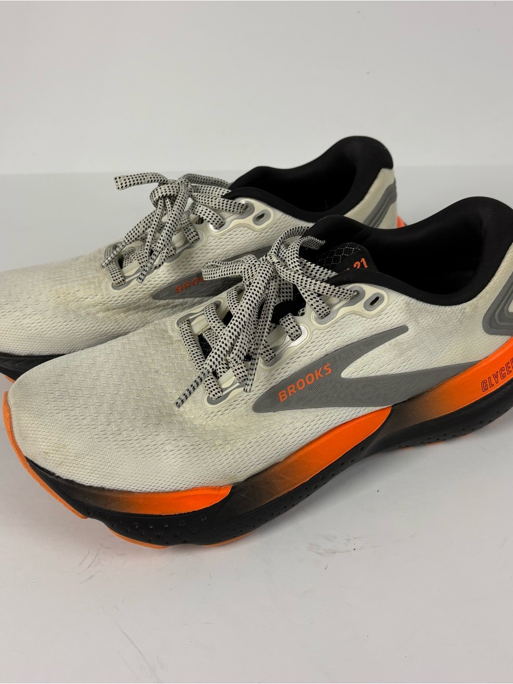 Brooks White and Orange Men's Running Sneakers
